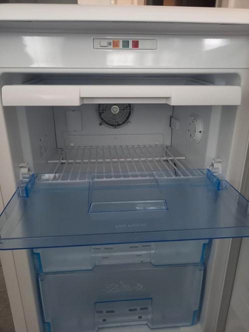 Beko FNE1073N No Frost diepvries – goede staat – €130, Elektronische apparatuur, Vriezers en Diepvrieskisten, Zo goed als nieuw