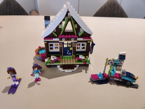 LEGO Friends Chalet de sports d'hiver - 41323, Enfants & Bébés, Jouets | Duplo & Lego, Comme neuf, Lego, Ensemble complet, Enlèvement