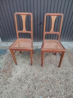 Koppel antieke stoelen, Ophalen
