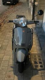 Scooter Classe A (négociable / 2 casques + cadenas fourni), Fietsen en Brommers, Ophalen of Verzenden, Zo goed als nieuw, Overige merken