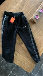 Joggingbroek sweat pants maat 13 Ellesse, Broek, Ophalen of Verzenden, Zo goed als nieuw, Jongen