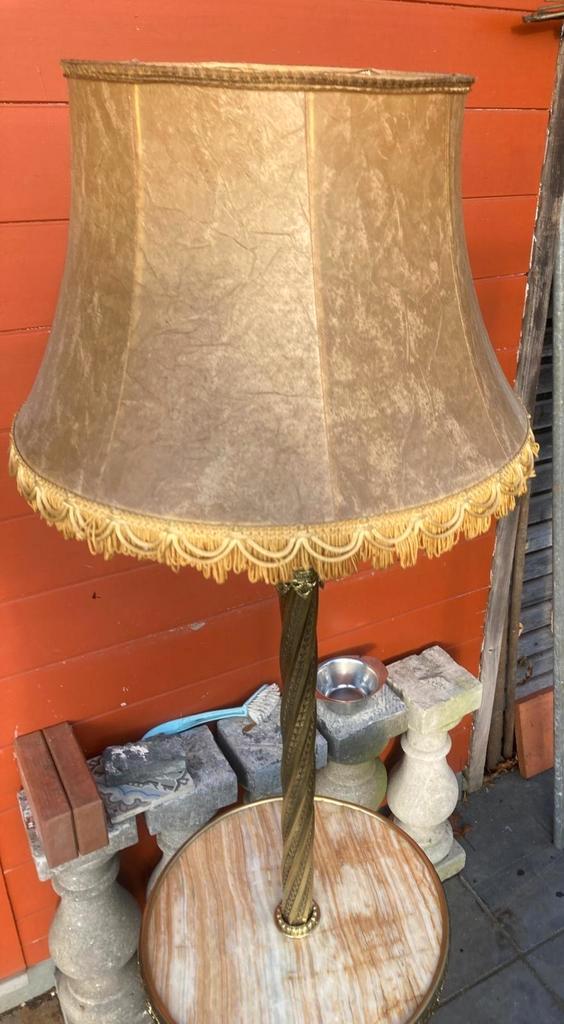 Staande bronzen lamp, Huis en Inrichting, Lampen | Lampenkappen, Gebruikt, 50 cm of meer, Rond, Beige, Bruin, Ophalen