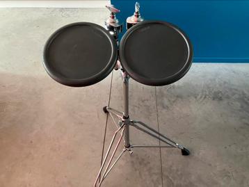 2x Yamaha TP65 dual trigger tompad + Yamaha double tom stand beschikbaar voor biedingen