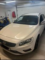 Volvo V60 R-Design D4, Auto's, Volvo, Voorwielaandrijving, Euro 5, Zwart, Wit