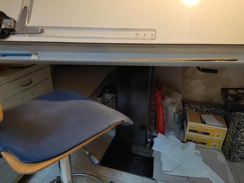 Grote professionele tekentafel en stoel, Doe-het-zelf en Bouw, Tekentafels, Gebruikt, 170 cm of meer, Ophalen