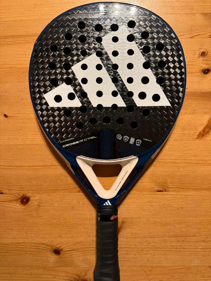 Padel racket adidas cross IT CTRL 2025, Sport en Fitness, Padel, Zo goed als nieuw, Ophalen