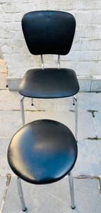 Vintage stoel en kruk, Huis en Inrichting, Ophalen, Gebruikt