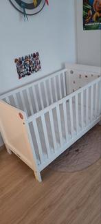 Babybed Bopita, Kinderen en Baby's, Kinderkamer | Bedden, Ophalen of Verzenden, Zo goed als nieuw