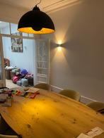 Hanglamp zwart. Binnenkant kap met stukjes bladgoud., Huis en Inrichting, Ophalen, Zowel in rustiek, klassiek als in moderner interieur mogelijk