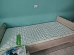 Eenpersoonsbed met matras en lattenbodem, Ophalen, Gebruikt, Eenpersoons, Beige