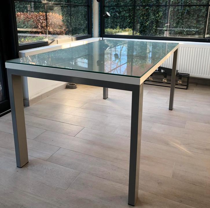 Witte matlak eetkamertafel, Huis en Inrichting, Tafels | Eettafels, Zo goed als nieuw, 50 tot 100 cm, 150 tot 200 cm, Vier personen