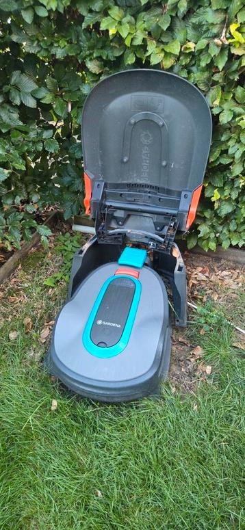 Gardena sileno smart 750 + abris, Enlèvement, Comme neuf
