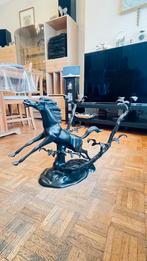 Table de salon cheval, en bronze et verre  (90cm). Bon état, Enlèvement