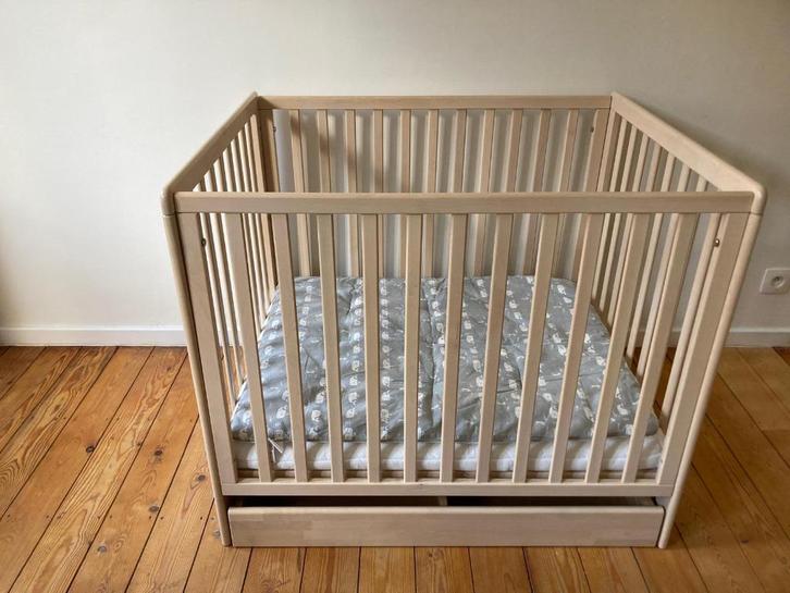 Babypark uit massief berkenhout, Kinderen en Baby's, Babyparken, Zo goed als nieuw, Vierkant, Lade, Ophalen