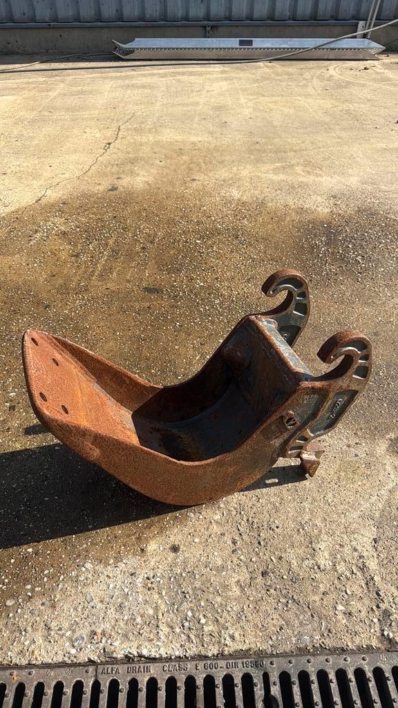 Grondbak cw05 20cm, Zakelijke goederen, Machines en Bouw | Kranen en Graafmachines, Graafmachine, Ophalen