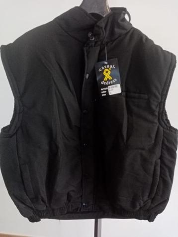 Partij nieuwe zwarte bodywarmers beschikbaar voor biedingen