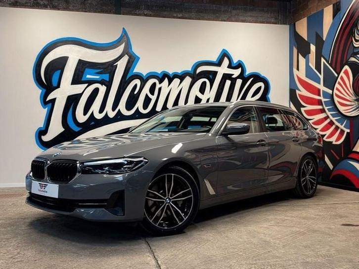 BMW 530 e*PHEV*NAVI PRO*WIFI*DAB*XTRABOOST*TOURING*, Auto's, BMW, Bedrijf, 5 Reeks, ABS, Adaptieve lichten, Airbags, Airconditioning