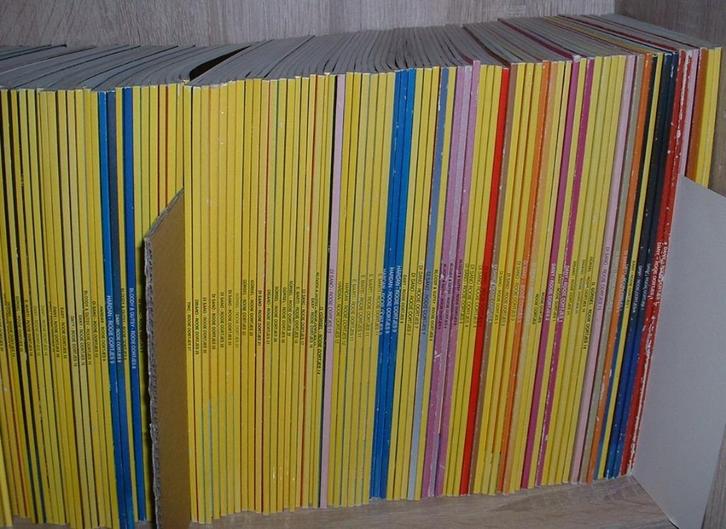 rooie oortjes strips, Boeken, Stripverhalen, Meerdere stripboeken, Ophalen of Verzenden