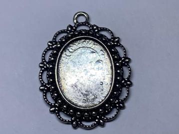 Cabochon hanger ovaal oudzilver kleur 2 stuks beschikbaar voor biedingen
