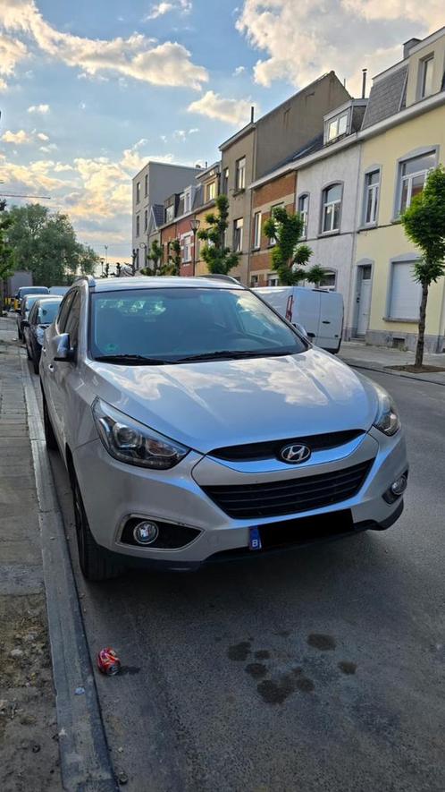 Hyundai iX35 1.7 CRDi 2WD Go! — 2015 — 195.000 km — €7199, Auto's, Hyundai, Particulier, iX35, 4x4, Diesel, 5 deurs, Zwart, Zwart