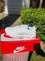 Nike airmax 97 triple White grey wolf maat 45 nieuw in doos, Nieuw, Overige sporten, Ophalen of Verzenden, Hardloopschoenen