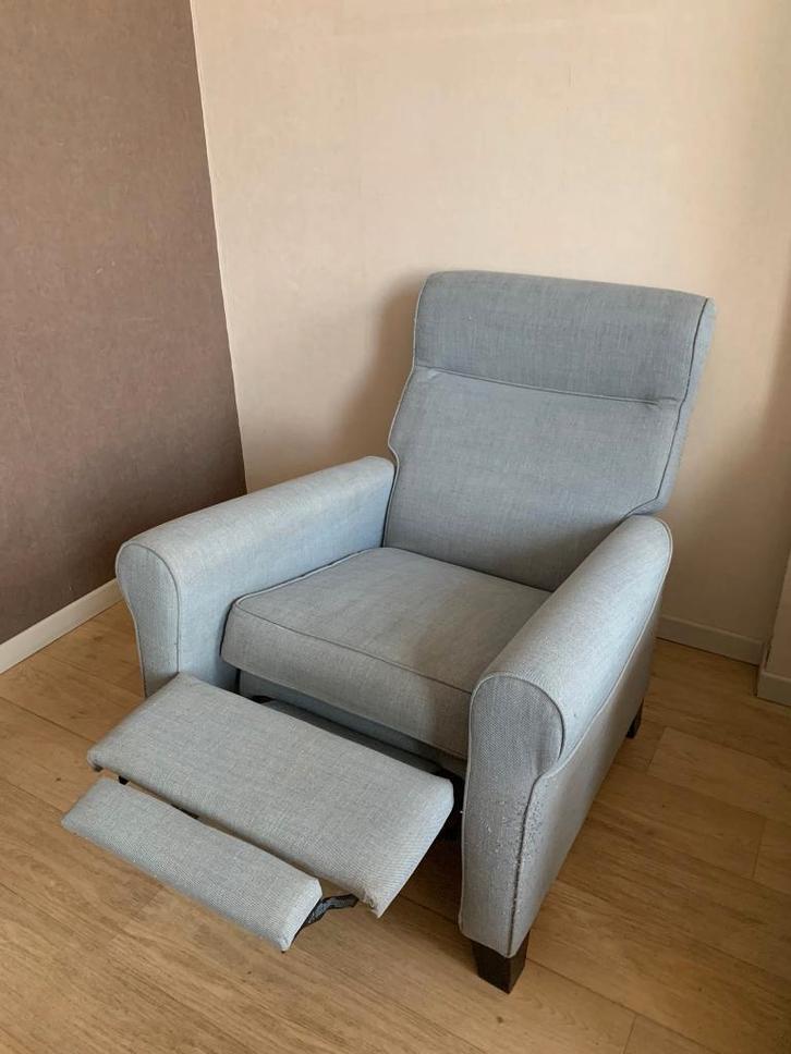 IKEA relaxfauteuil in grijze stof, Huis en Inrichting, Fauteuils, Gebruikt, Hout, Stof, 75 tot 100 cm, 75 tot 100 cm, Ophalen