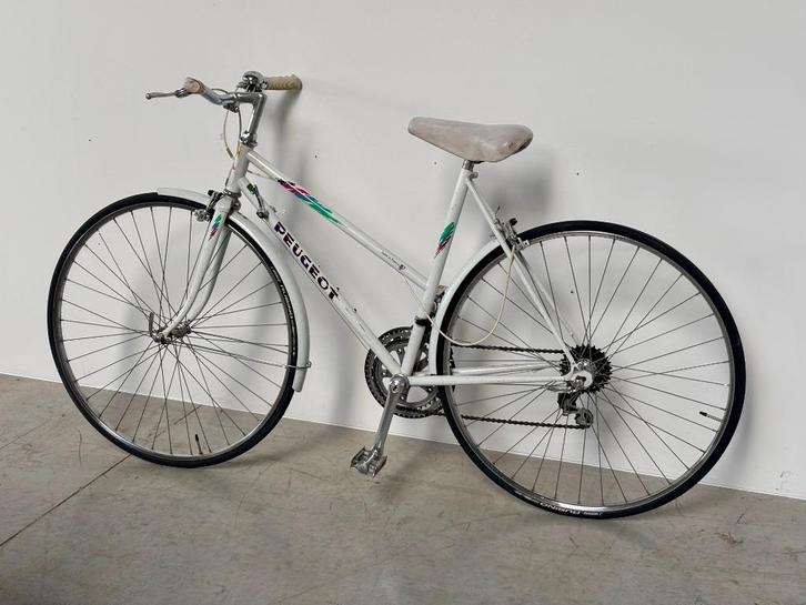 Vélo de course Peugeot vintage rétro 10 vitesses, Vélos & Vélomoteurs, Vélos | Ancêtres & Oldtimers, 51 à 55 cm, Années 60 ou plus récent