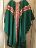 Groene kazuifel met onderstola (nieuw!), Ophalen of Verzenden