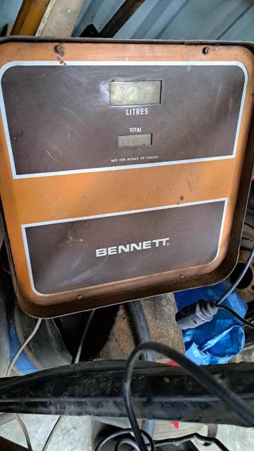 Brandstof pomp compleet beschikbaar voor biedingen