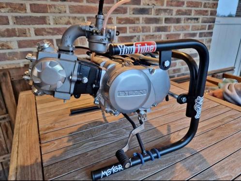 nieuwe lifan 50cc blok met veel nieuwe onderdelen, Fietsen en Brommers, Brommeronderdelen | Algemeen, Nieuw, Blok, Ophalen