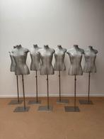 Mannequin Poppen, Ophalen