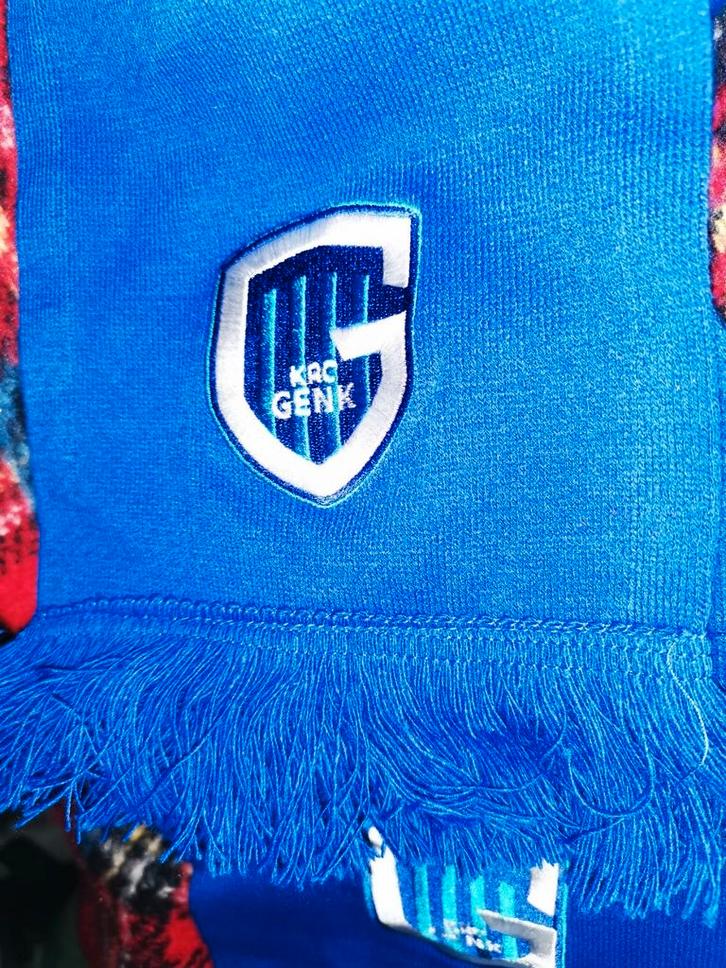 Écharpe de supporters du KRC GENK en parfait état, Collections, Articles de Sport & Football, Neuf, Fanion ou Écharpe, Enlèvement ou Envoi