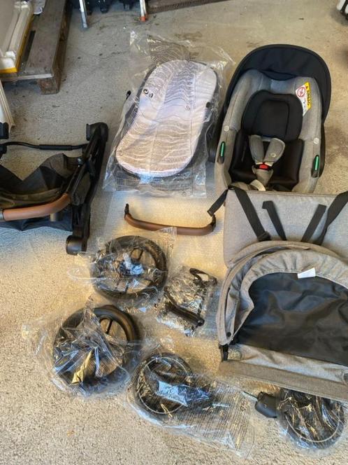 Maxi-Cosi Zelia S Trio 3-in-1 kinderwagen, 0-4 jaar, Kinderen en Baby's, Kinderwagens en Combinaties, Gebruikt, Kinderwagen, Maxi-Cosi