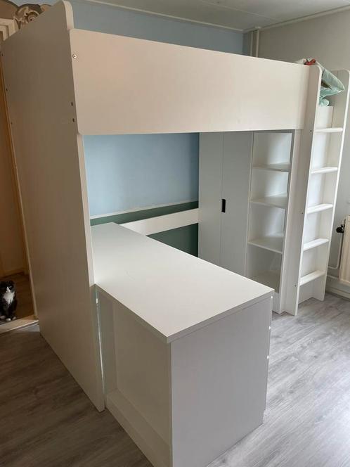 småstad hoogslaper met bureau, ladekast,kledingkast van IKEA, Kinderen en Baby's, Kinderkamer | Stapelbedden en Hoogslapers, Gebruikt
