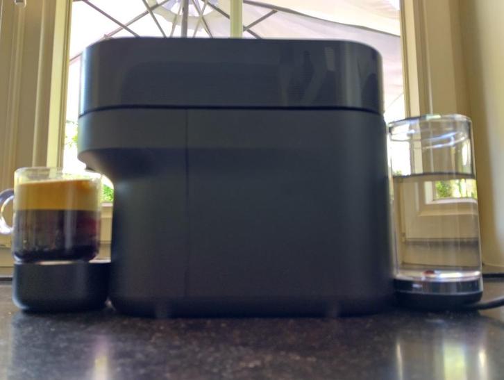 Nespresso Vertuo zgan, Elektronische apparatuur, Koffiezetapparaten, Zo goed als nieuw, Ophalen of Verzenden