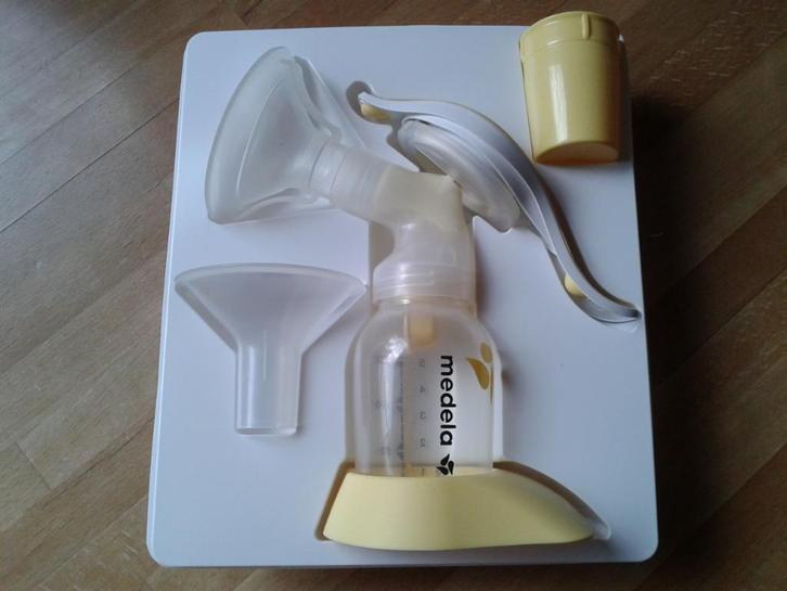 Tire-lait Medela Harmony, Kinderen en Baby's, Babyvoeding en Toebehoren, Zo goed als nieuw, Borstkolf, Ophalen