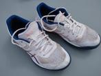 Volleybalschoenen 40,5, Sport en Fitness, Volleybal, Ophalen, Zo goed als nieuw, Schoenen