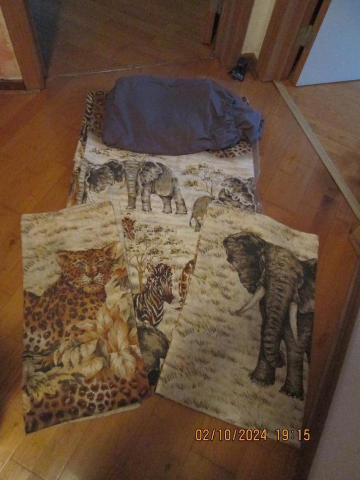 Parure de lit complète de 2 personnes avec animaux Savane, Huis en Inrichting, Slaapkamer | Beddengoed, Zo goed als nieuw, Dekbedovertrek