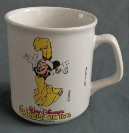 Disney MINNIE MOUSE WORLD ON ICE NIVEA mok H9xO8cm BELGIUM m, Huis en Inrichting, Keuken | Servies, Zo goed als nieuw, Verzenden