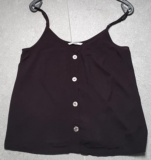 Topje Only maat 38, Kleding | Dames, Topjes, Zo goed als nieuw, Maat 38/40 (M), Zwart, Zonder mouw, Verzenden