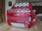 Accordeon Victoria, Muziek en Instrumenten, Accordeons, Zo goed als nieuw, 96-bas, Met riemen, Ophalen