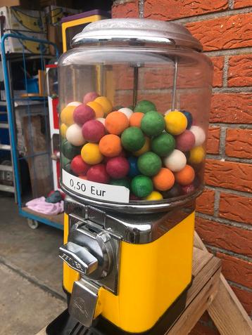 Kauwgom-of stuiterballen automaat! beschikbaar voor biedingen