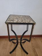Superbe petite table d'appoint carrée fer forgé avec faience, Maison & Meubles, Enlèvement, Comme neuf