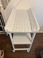 Table a langer avec baignoir, Enfants & Bébés, Enlèvement, Utilisé, Commode