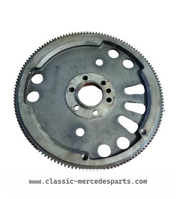 Vliegwiel Automaat Mercedes M127 R1270320601 beschikbaar voor biedingen