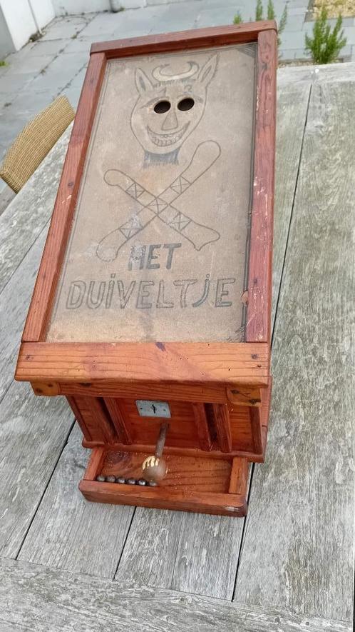 Zeldzaam caféspel met metalen balletjes, Antiek en Kunst, Antiek | Speelgoed, Ophalen of Verzenden
