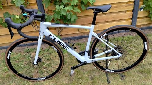 CUBE  Attain carbon Maat 53, Fietsen en Brommers, Fietsen | Racefietsen, Zo goed als nieuw, Overige merken, Meer dan 20 versnellingen