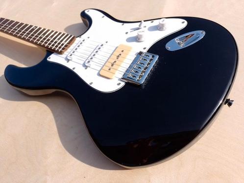 P90 strat essenhout, Muziek en Instrumenten, Snaarinstrumenten | Gitaren | Elektrisch, Zo goed als nieuw, Ophalen