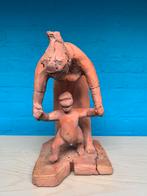 Stenen beeld moeder en kind, Antiek en Kunst, Ophalen