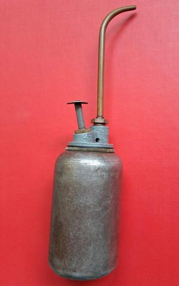 Burette à huile BIB Oil de Bagnolet (Vintage 1950 ) beschikbaar voor biedingen